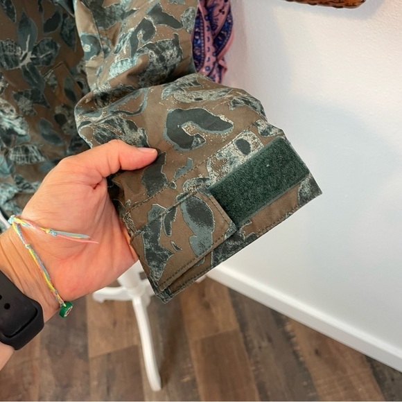 Burton Stella Dry Ride Snowboarding Shirt Jacket Size S - Picture 6 of 7